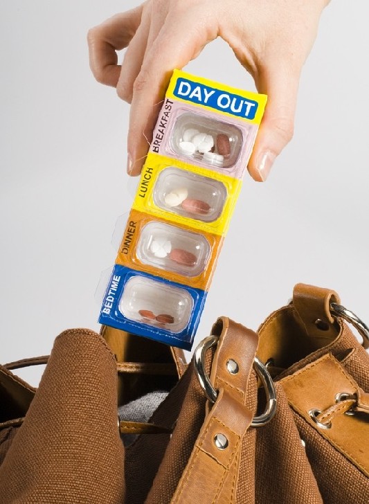 Clam Shell Pak in use