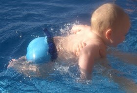 Little Eenee Swimmers