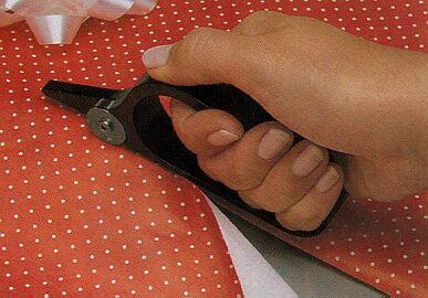 Rolling Scissors