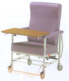Reclining Chair On Wheels