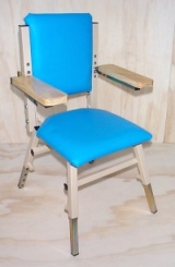 DES Kelly Chair