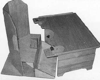 TAD Koala Corner Chair And Table