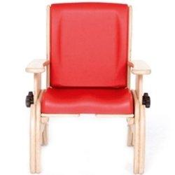 Juni Chair
