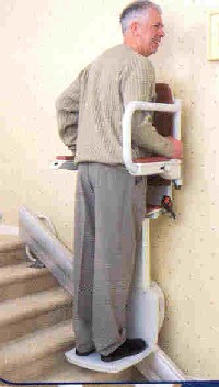 Stand/Perch Facing Wall