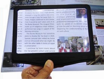 LED Page Magnifier