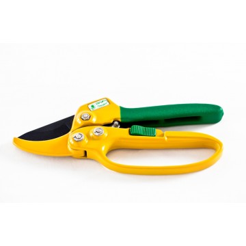 Heavy Duty Secateurs 1