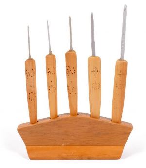 Crotchet Hook with Holder