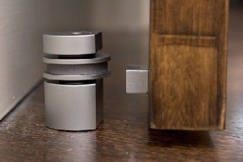 710 Magnetic Door Stop
